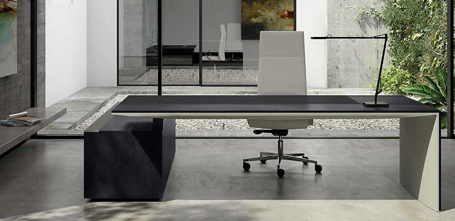 Modern office desk Oyster by Ora Office, design Roberto Danesi