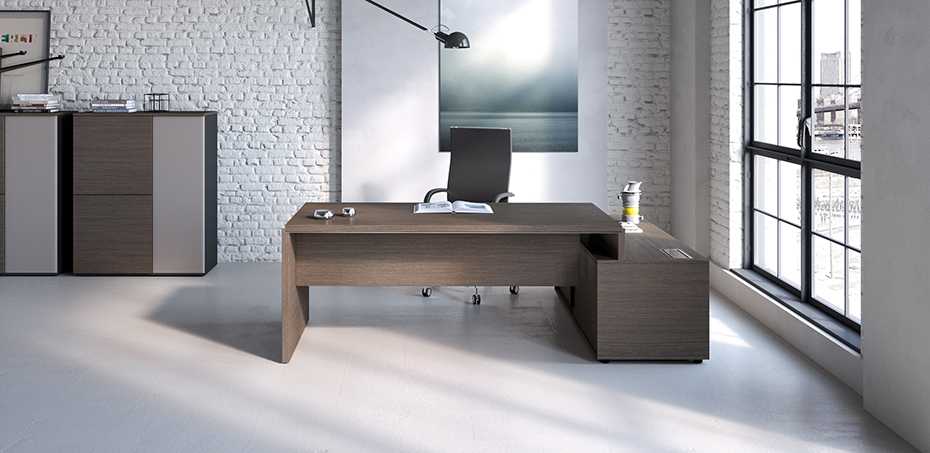 classic desk