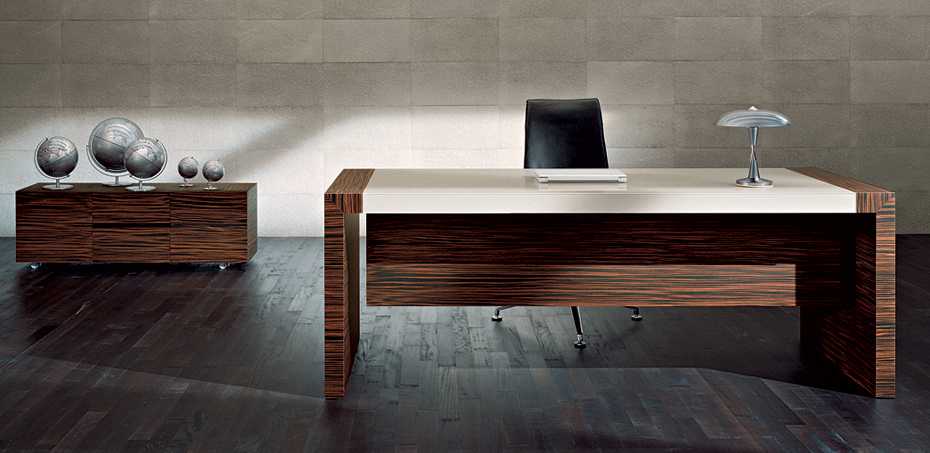 Kyo high end design wooden desk by Martex, designer Mario Mazzer