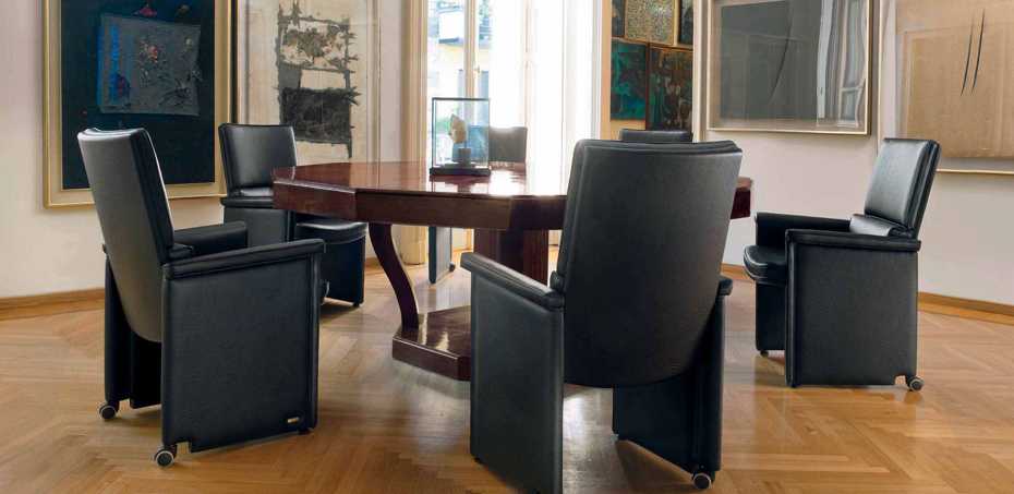 Classic armchair Cult by Mascheroni