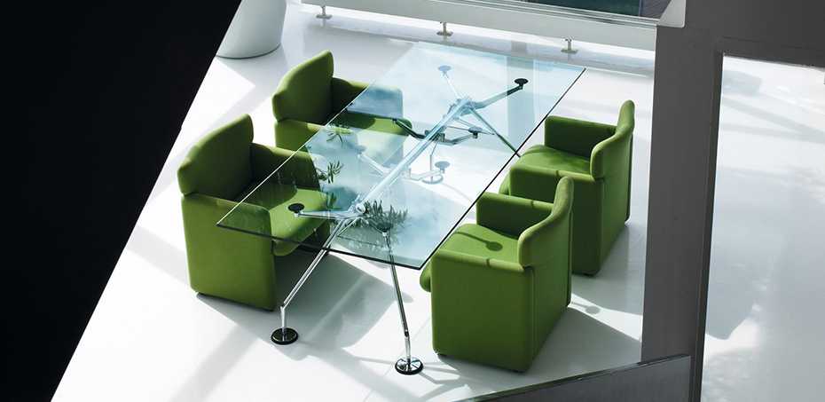 Executive meeting table Nomos by Tecno, designer Norman Foster