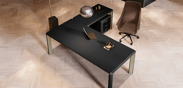 Iulio Las Mobili black desk